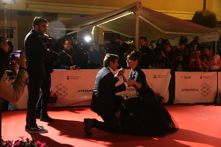 El cine en español se da cita estos días en Málaga. Así está siendo la alfombra del certamen.