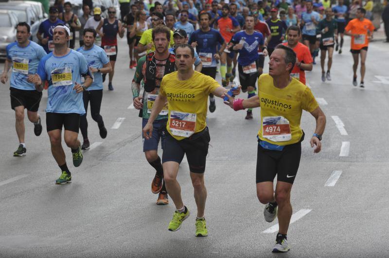 Más de 7.500 corredores participan en la 29ª edición de la Media Maratón Ciudad de Málaga.