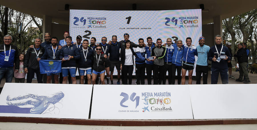 Podio por equipos, Todos a Correr, Axarlon y Cueva de Nerja-UMA
