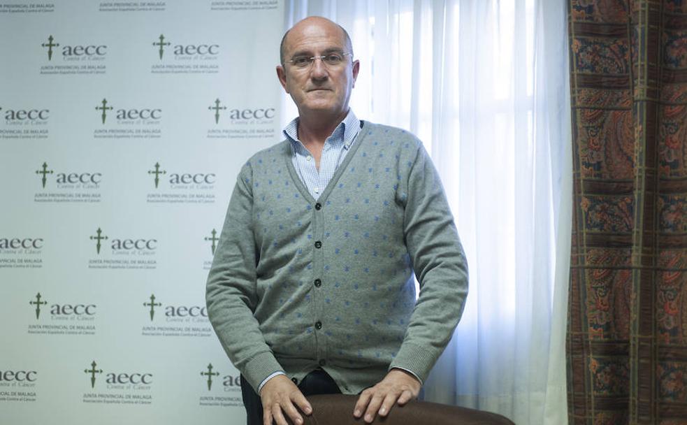 Salvador Oña, en la sede de la AECC.