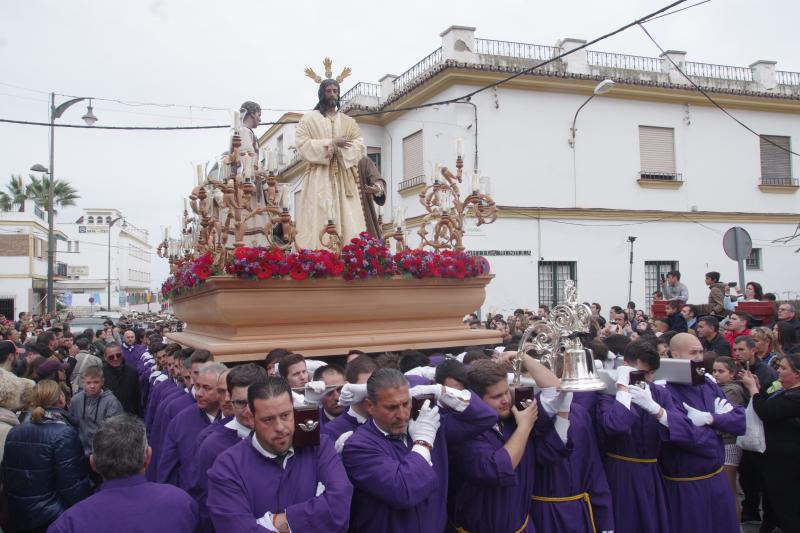 Procesión de Jesús del Dulce Nombre en su Caridad y la Virgen de la Paloma de Mangas Verdes