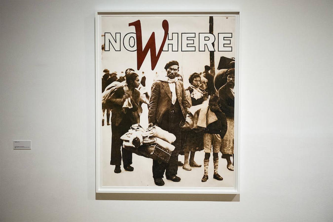 El creador malagueño firma en el museo nacional una ambiciosa retrospectiva que repasa cuatro décadas de trayectoria