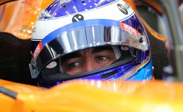 Fernando Alonso, este miércoles durante los test en Baréin. 