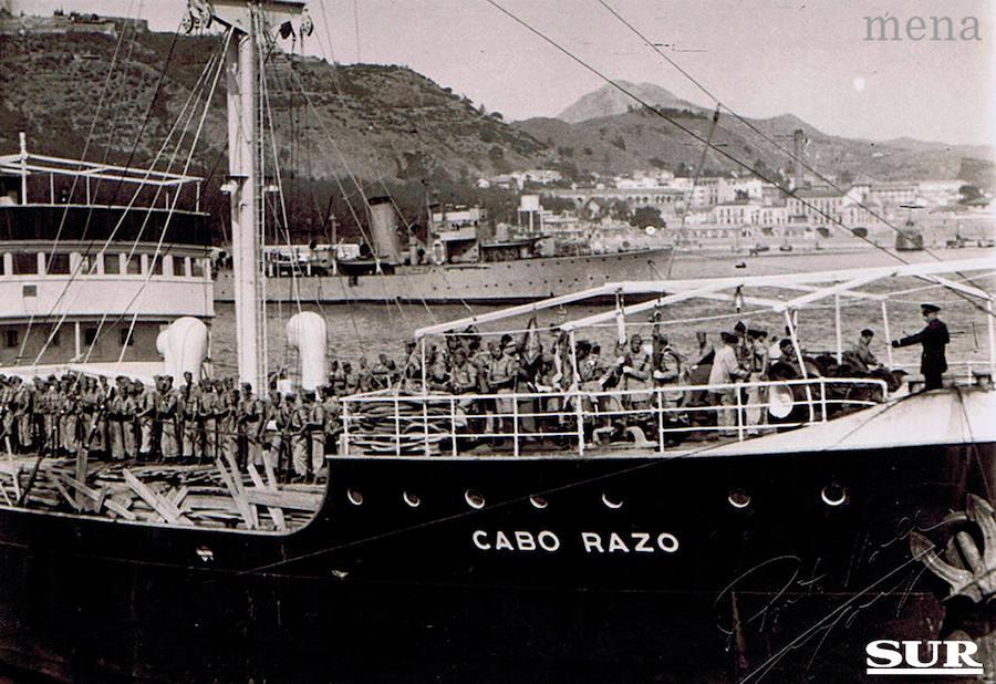 Llegada del 'Cabo Razo' en los años 40