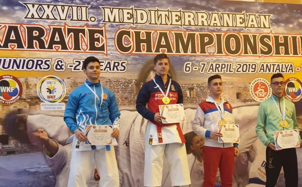 El malagueño Salvador Balbuena consigue el oro en el XXVII Campeonato de Países del Mediterráneo de Kárate