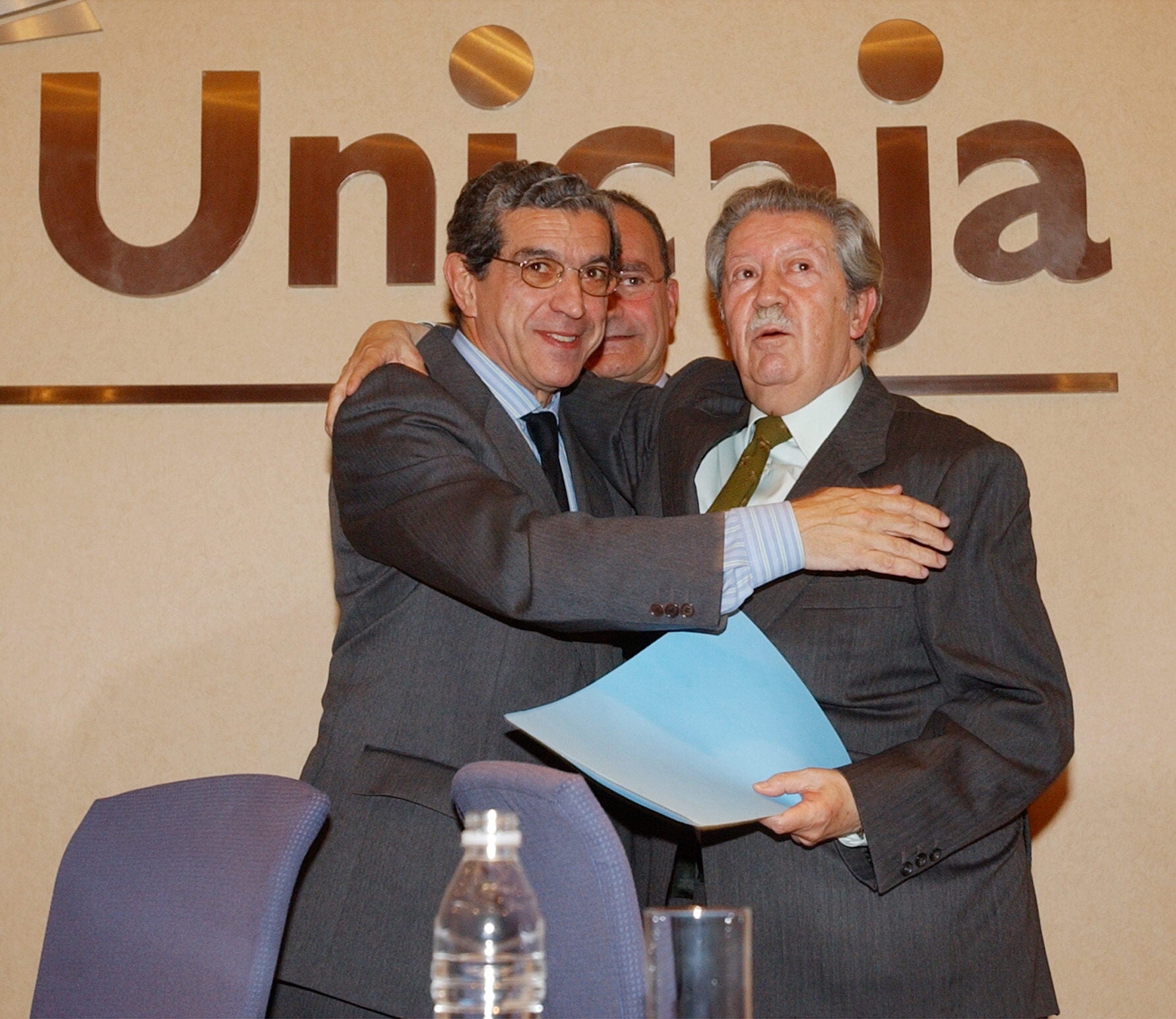 Con Braulio Medel, y Francisco de la Torre, en la sede de Unicaja.