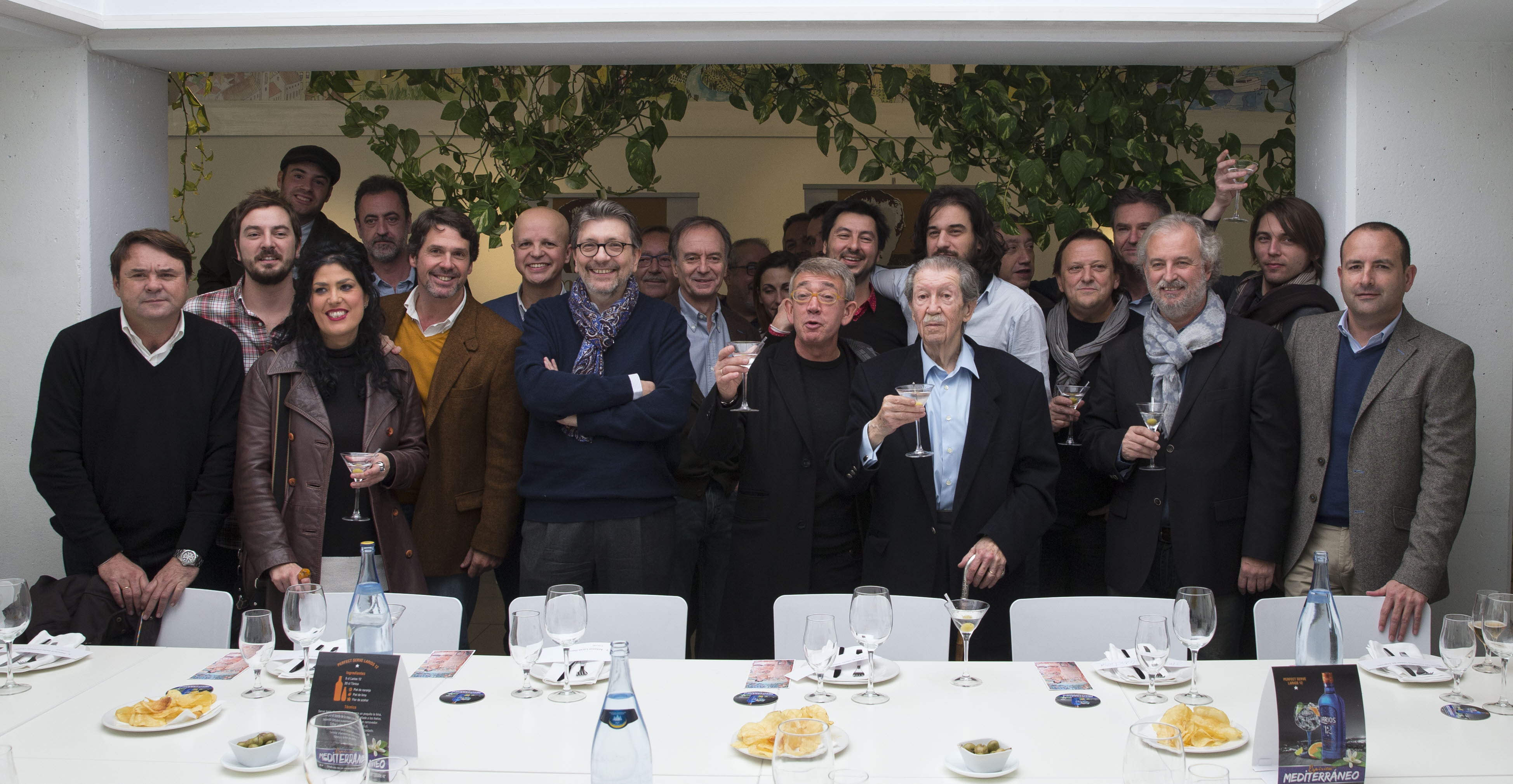 Asistentes a un encuentro con motivo de su 89 cumpleaños.