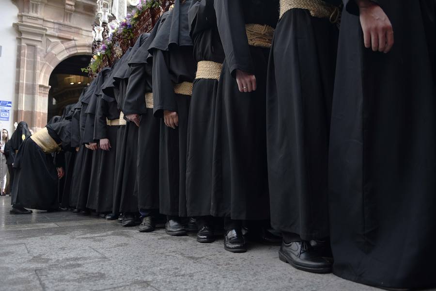 Las fotos de las cofradías del Jueves Santo: Sagrada Cena, Santa Cruz, Viñeros, Vera Cruz, Zamarrilla, Mena, Misericordia, Esperanza.