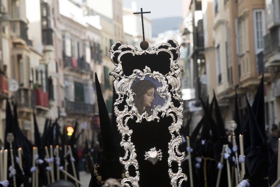 Las fotos de las cofradías del Jueves Santo: Sagrada Cena, Santa Cruz, Viñeros, Vera Cruz, Zamarrilla, Mena, Misericordia, Esperanza.