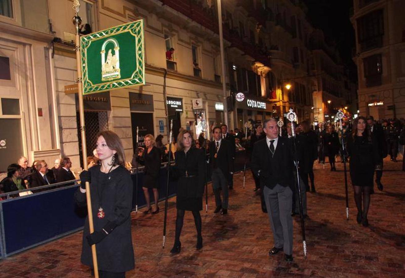 Las fotos de las cofradías del Viernes Santo: Sepulcro en procesión