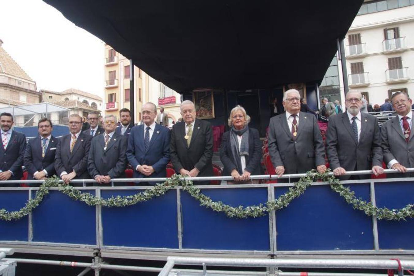 La procesión del Resucitado de Málaga, en imágenes