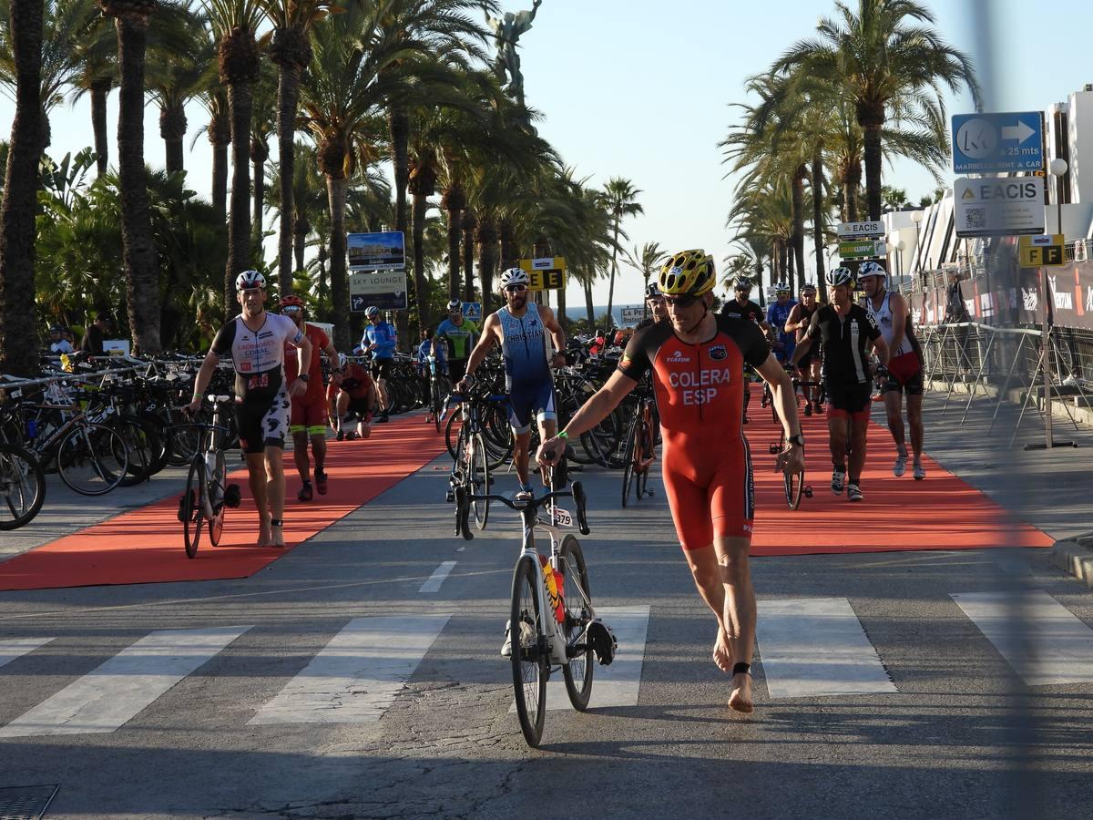 Triatletas de todo el mundo participan en la segunda edición del Ironman 70.3 de Marbella