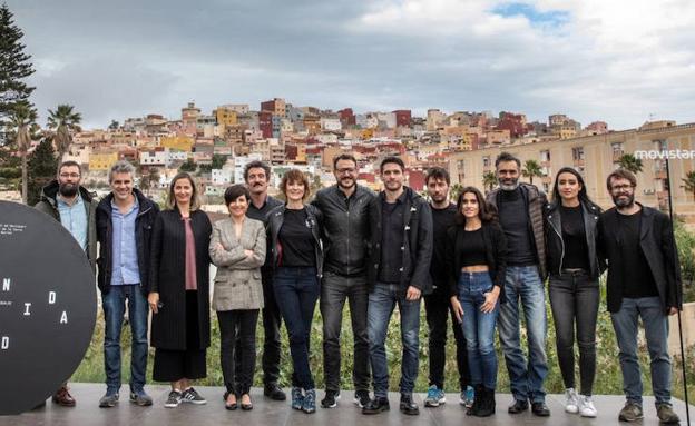 Los protagonistas de la serie 'La unidad'. 