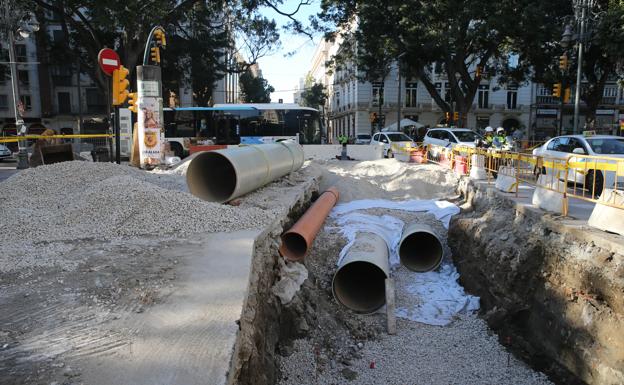 Obras de canalizaciones en la zona de Puerta del Mar. 