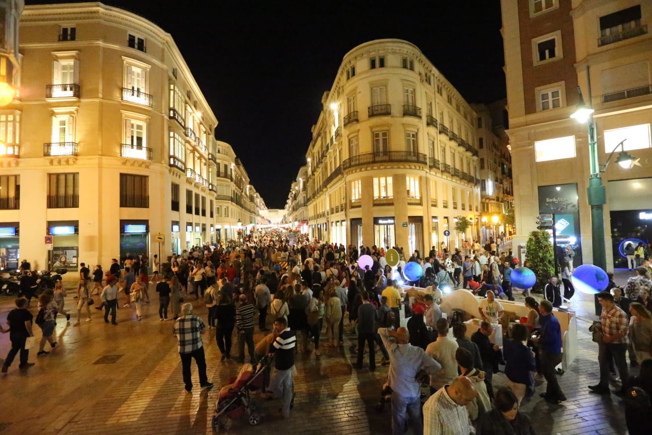 Fotos: Málaga se llena de cultura en La Noche en Blanco 2019