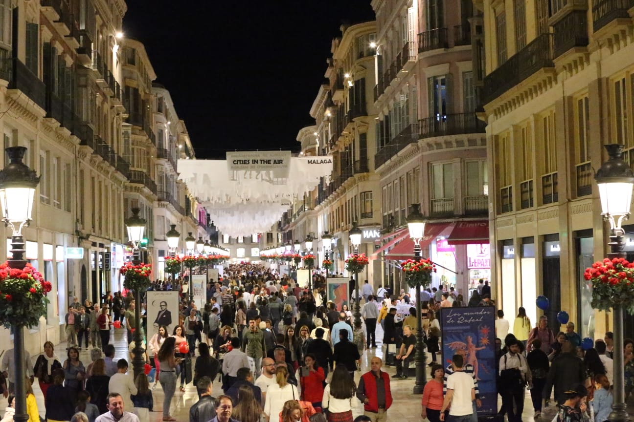 Fotos: Málaga se llena de cultura en La Noche en Blanco 2019