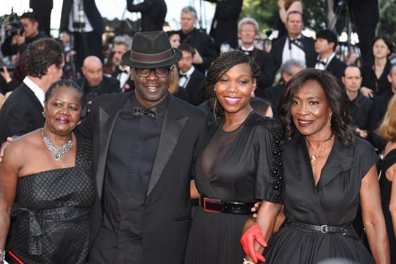 El malagueño Antonio Banderas logra la Palma al mejor actor