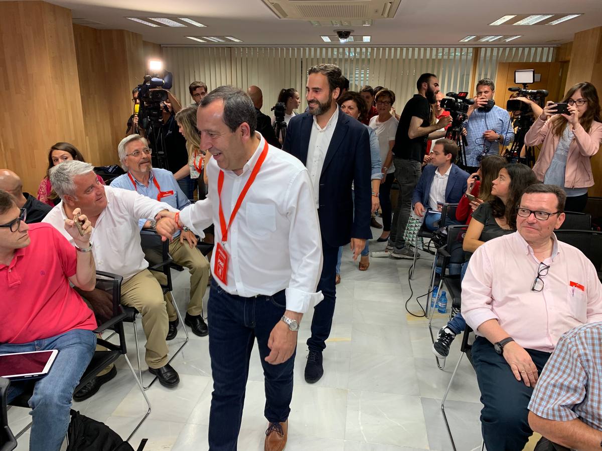 Dani Pérez, en la sede del partido tras conocerse los resultados.