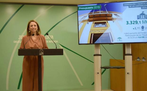 Navarro durante la presentación de las cuentas.