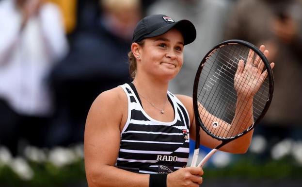 Ashleigh Barty celebra su victoria ante Amanda Anisimova. 