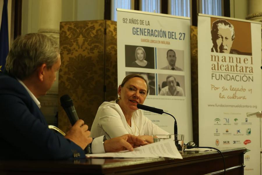 La actriz Nuria Espert y la sobrina del poeta Federico García Lorca, Laura García Lorca, en la primera jornada del ciclo '92 años de la Generación del 27', un acto de organizado por la Fundación Manuel Alcántara en colaboración con la Fundación Cajasol.