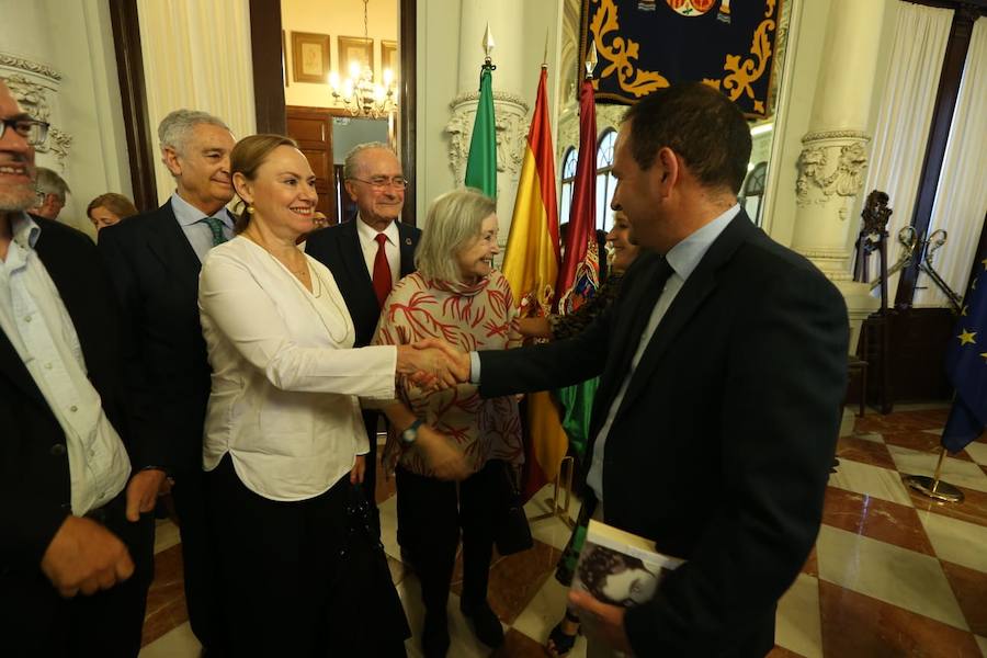 La actriz Nuria Espert y la sobrina del poeta Federico García Lorca, Laura García Lorca, en la primera jornada del ciclo '92 años de la Generación del 27', un acto de organizado por la Fundación Manuel Alcántara en colaboración con la Fundación Cajasol.