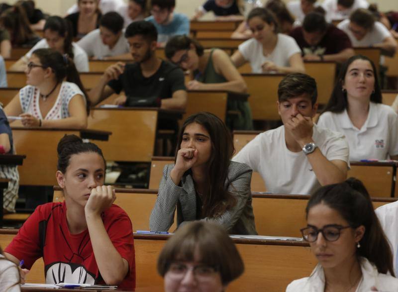 Más de 7.700 estudiantes de Málaga y provincia realizan las pruebas de acceso y admisión a la universidad