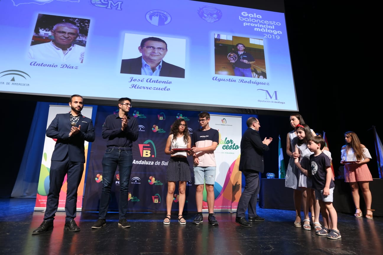 Un reconocimiento a los mejores de la temporada que ha distinguido a Lucas Muñoz, Vero Matoso, Alberto Bolet, Cristina Bazalo y al periodista Paco Rodríguez, entre otros muchos