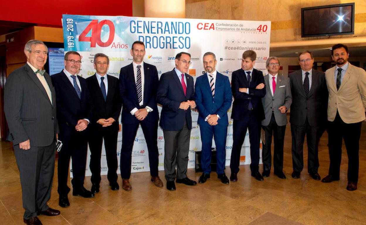 Foto de familia de la jornada celebrada ayer por la CEA.