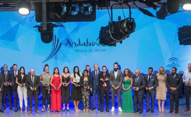 Imagen principal - Los Premios Andalucía de los Deportes reconocen a cuatro representantes malagueños