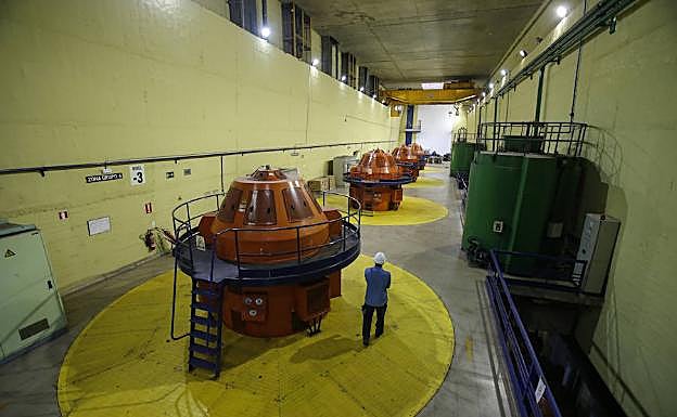 Las cuatro turbinas que generan la electricidad. 