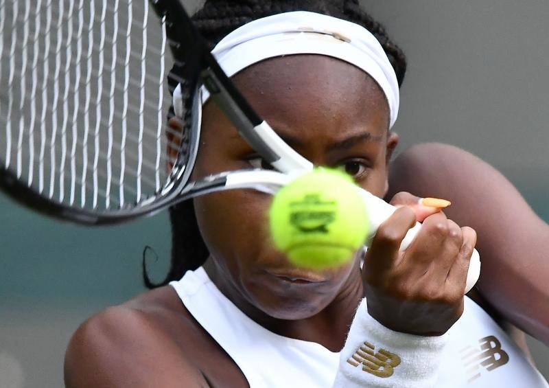 La estadounidense Cori Gauff, de 15 años, casi no podía creerse haber derrotado a la quíntuple campeona Venus Williams , pero, recuperada de la emoción, no ocultó su ambición de ganar Wimbledon.