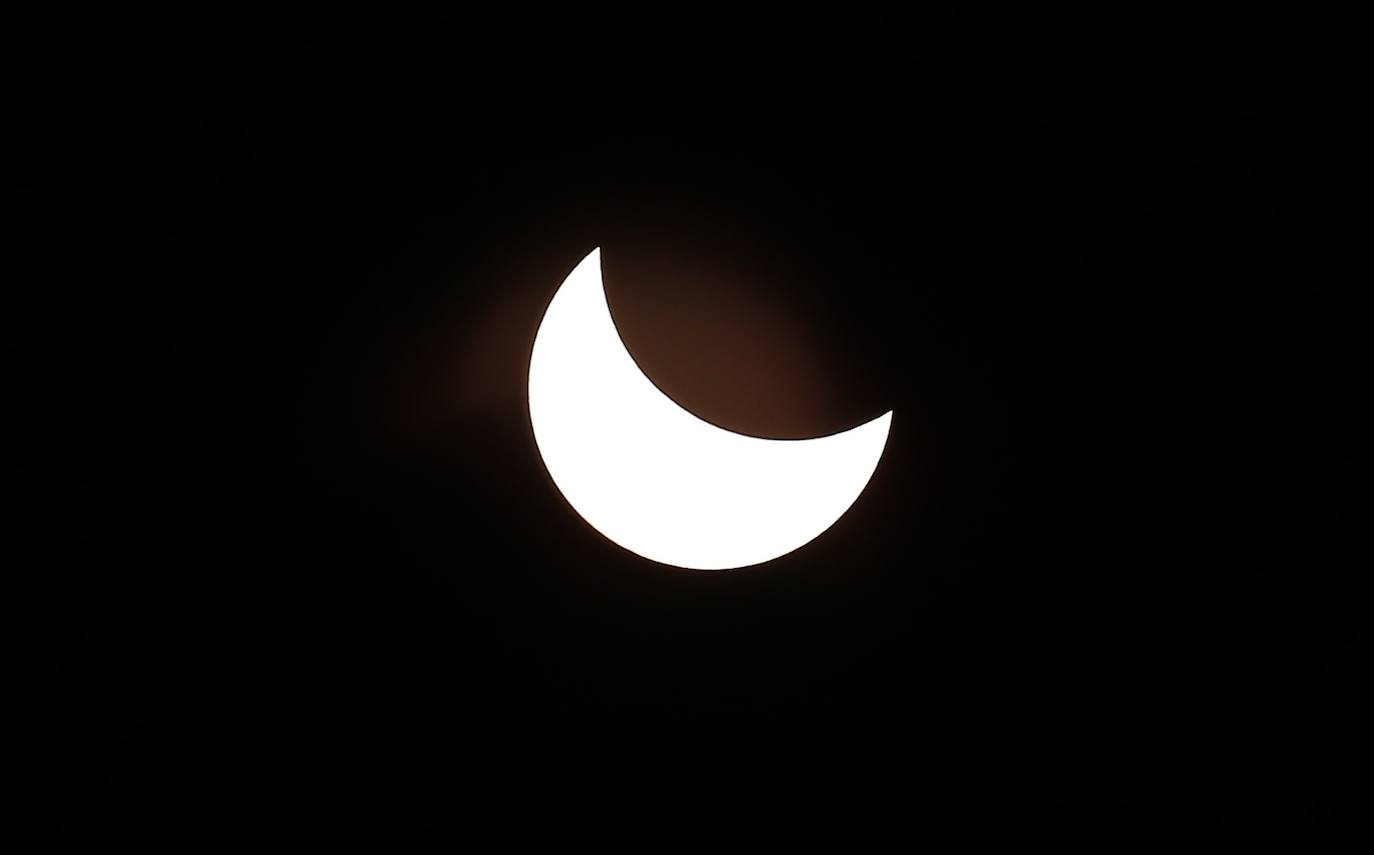 Fotos: En imágenes, el espectacular eclipse que oscureció Sudamérica