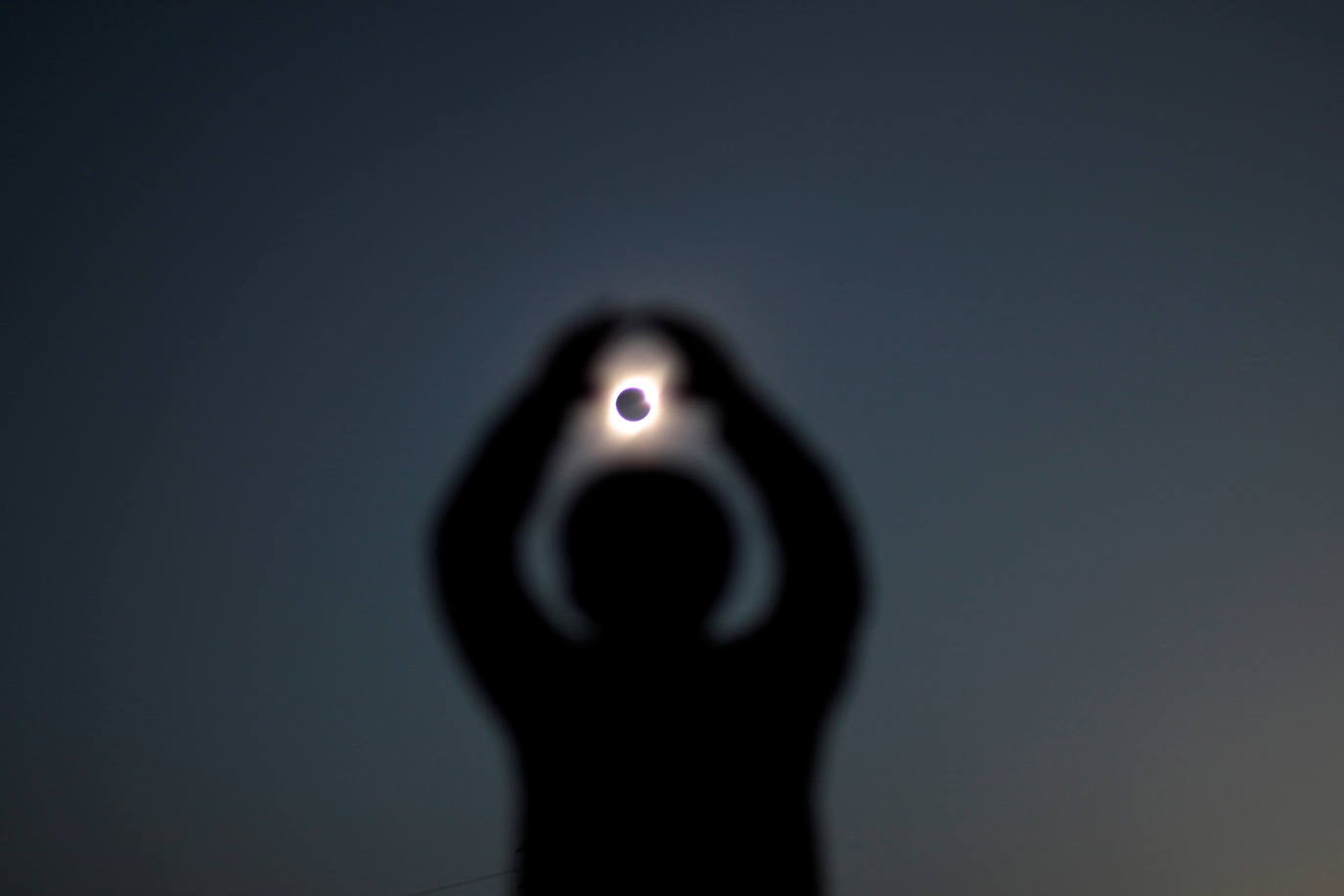 Fotos: En imágenes, el espectacular eclipse que oscureció Sudamérica