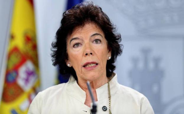 La ministra Portavoz, Isabel Celaá.