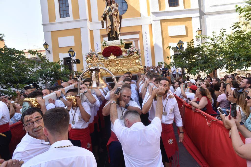 Procesión de la Virgen del Carmen en El Palo.