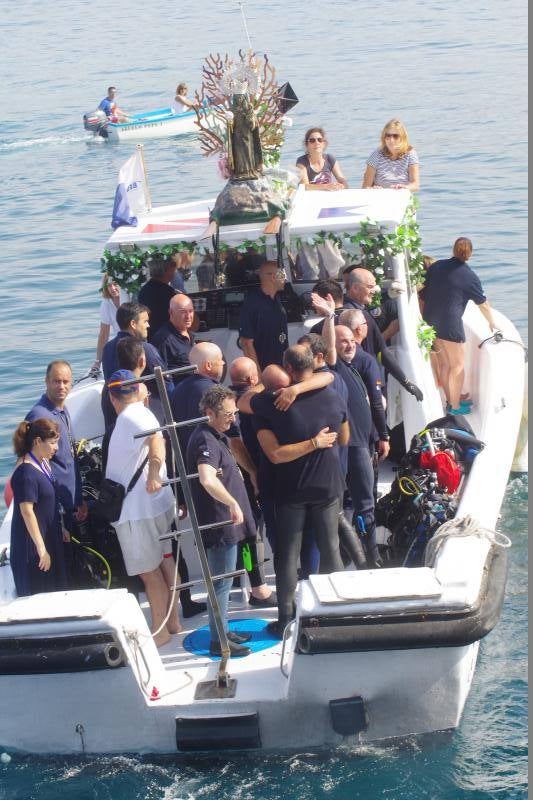 Traslado de la Virgen del Carmen desde su iglesia hasta el puerto de Málaga (domingo 21)