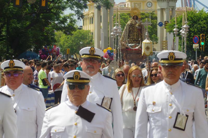 Traslado de la Virgen del Carmen desde su iglesia hasta el puerto de Málaga, este domingo 21