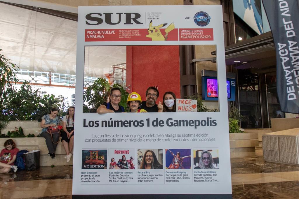Las mejores imágenes de los participantes de Gamepolis en la portada especial de SUR. Imagen de la jornada del sábado