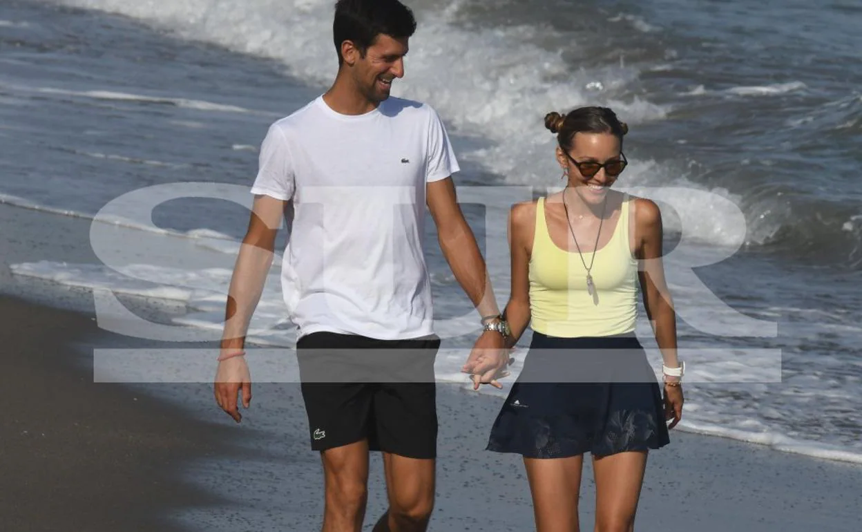 El tenista Novak Djokovic y su mujer, Jelena. 