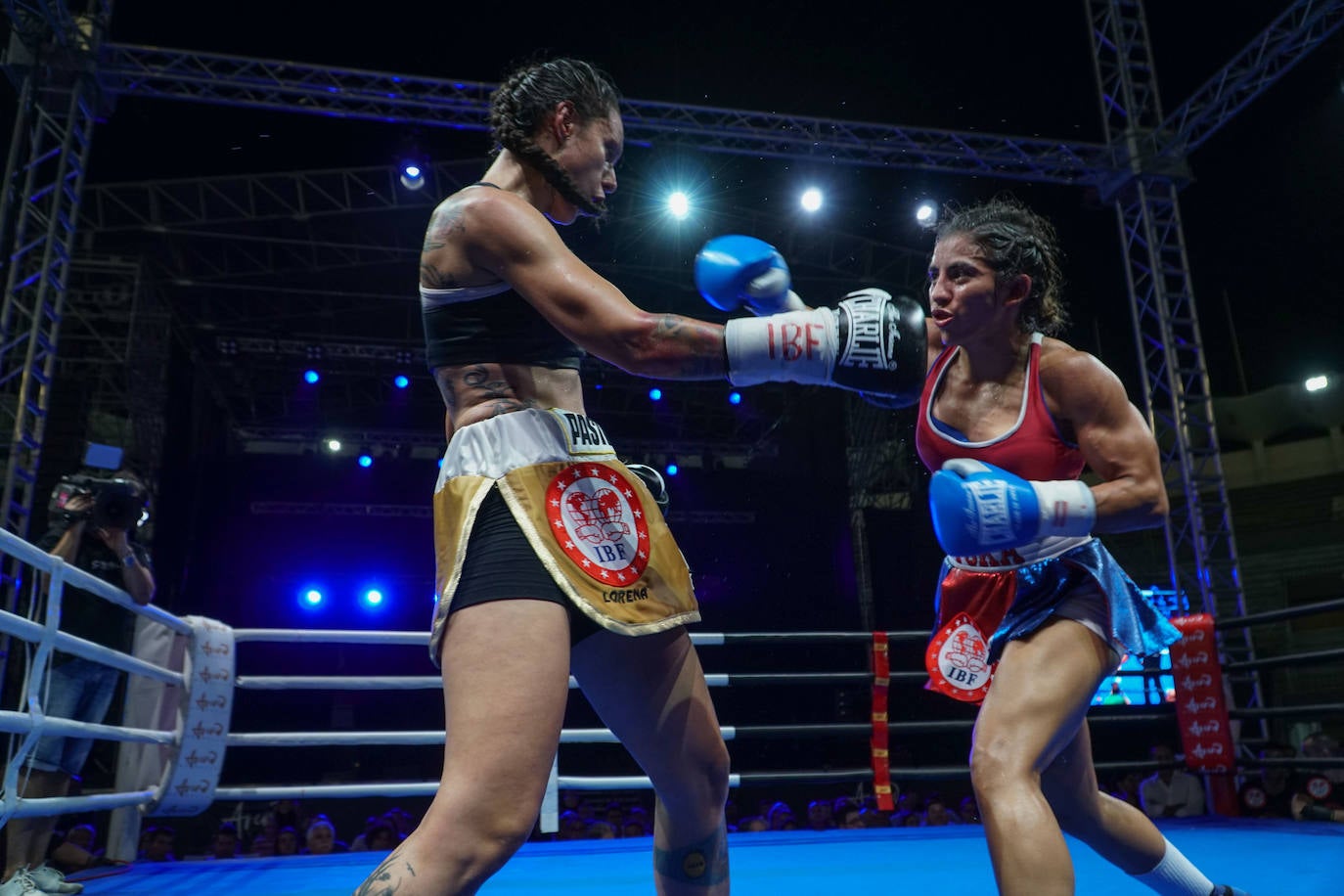 La acertada defensa de la española no fue suficiente para los jueces del Arena de Marbella, que valoraron positivamente los ataques de la boxeadora de Costa Rica