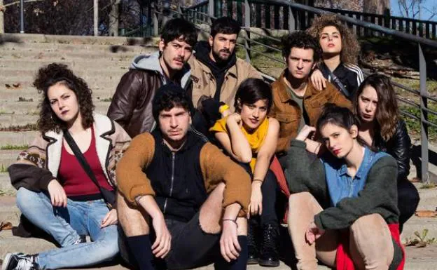 Los nueve actores que ponen en escena 'Antología de la rabia'. 