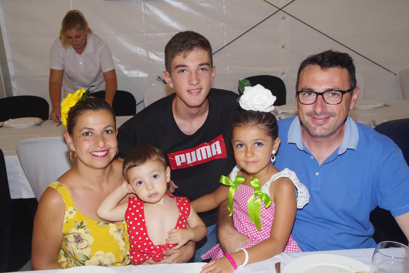 Familias Molero y Navarro.