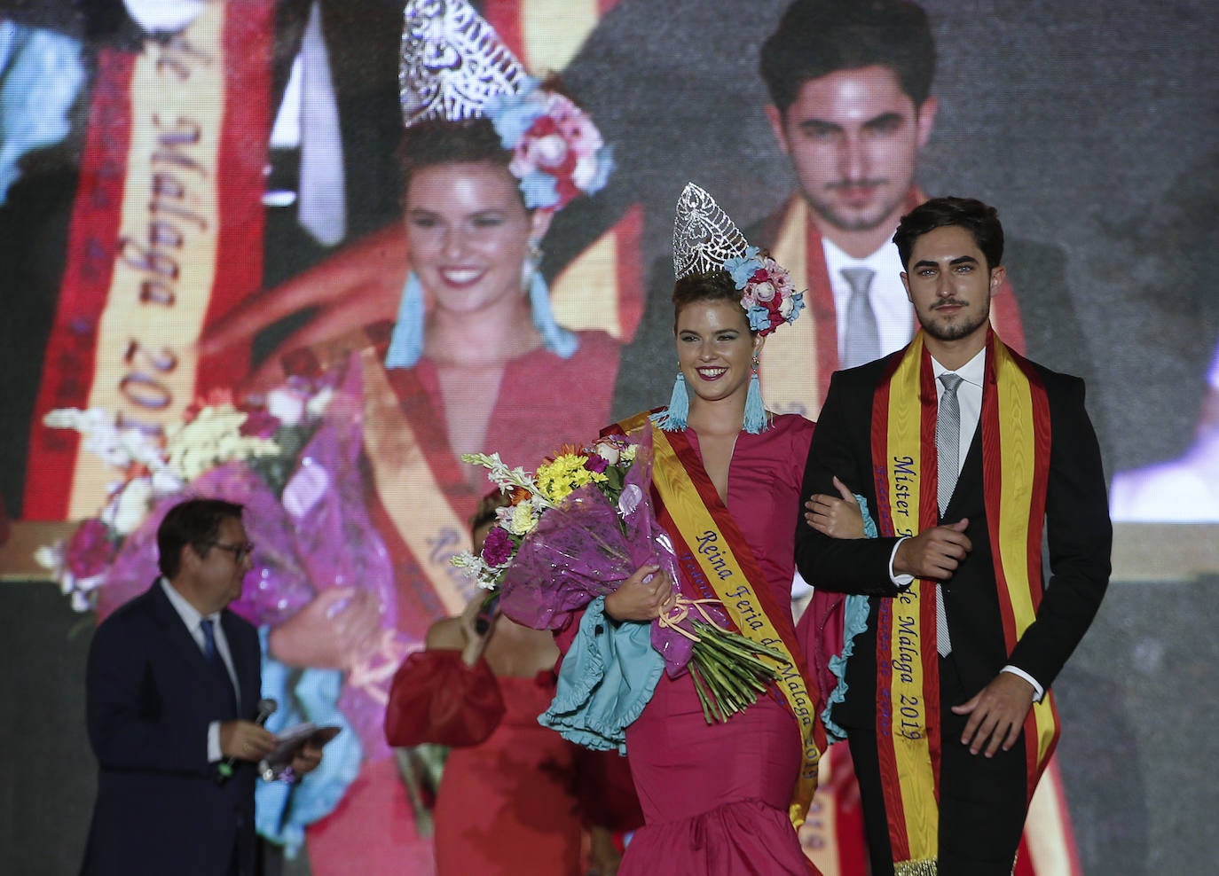 Un total de 32 chicas y los 16 chicos participaron en la gala presentada por Rocío Alba y Pepelu Ramos y que contó con la actuación de Virginia Gámez.