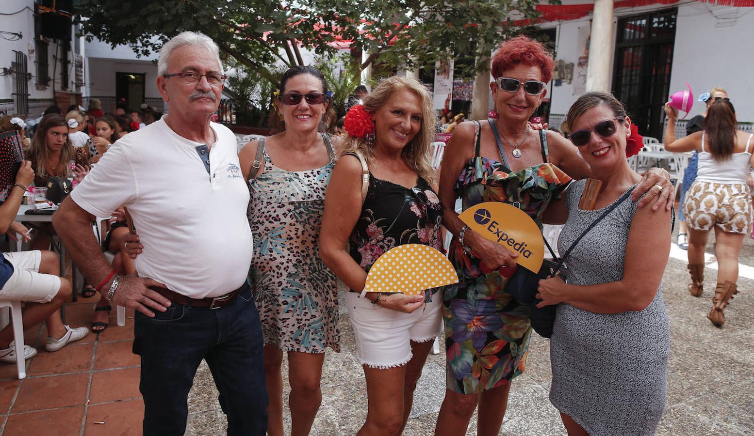 Miles de malagueños visitan el Real y el Centro en la recta final de la fiesta. 