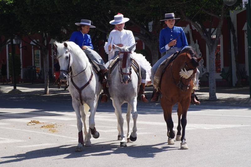 Miles de malagueños visitan el Real y el Centro en la recta final de la fiesta. 