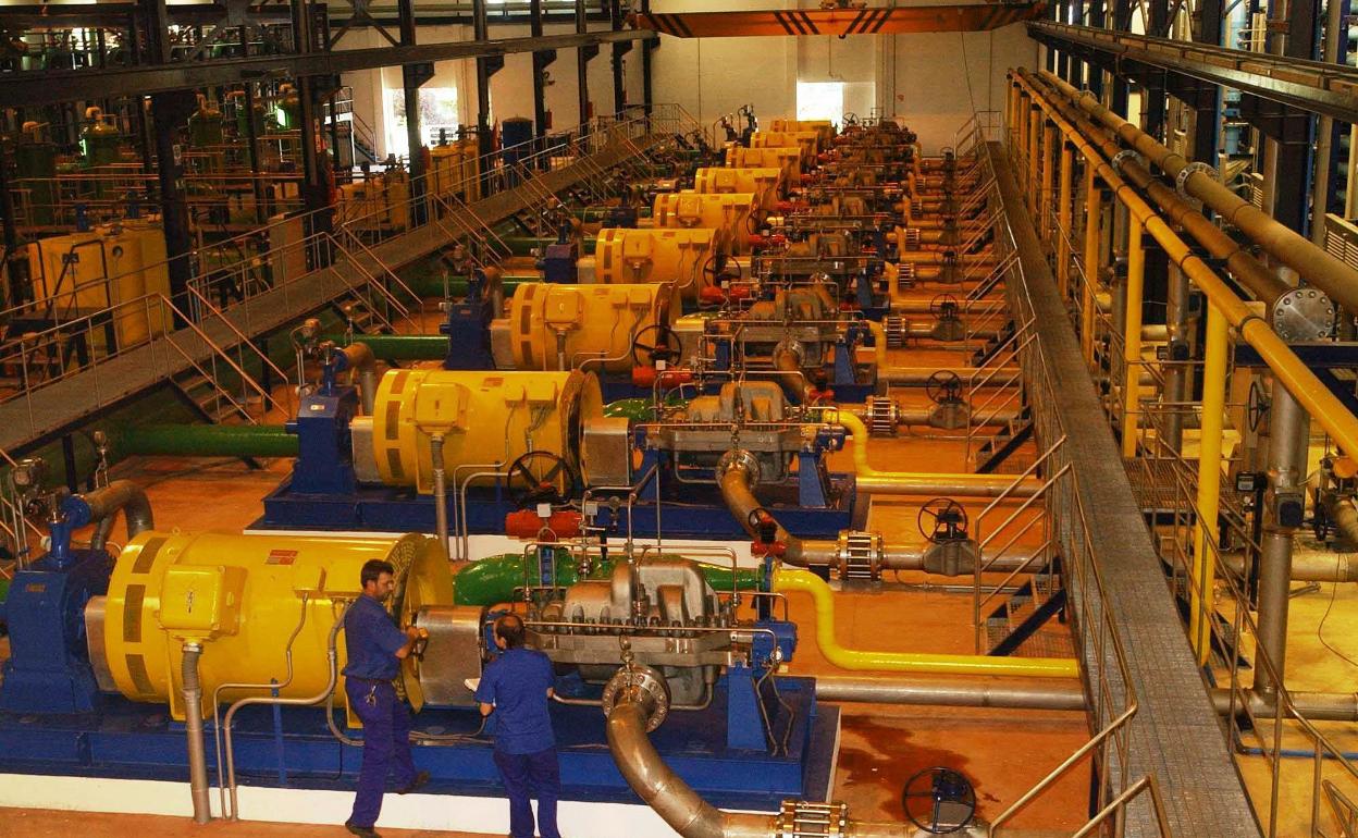 Vista de la planta desaladora de la Costa del Sol.