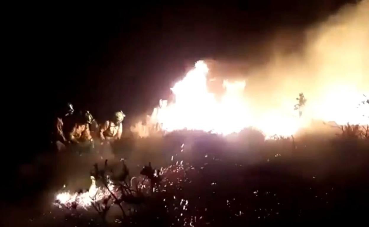 Imagen del incendio de Tarifa