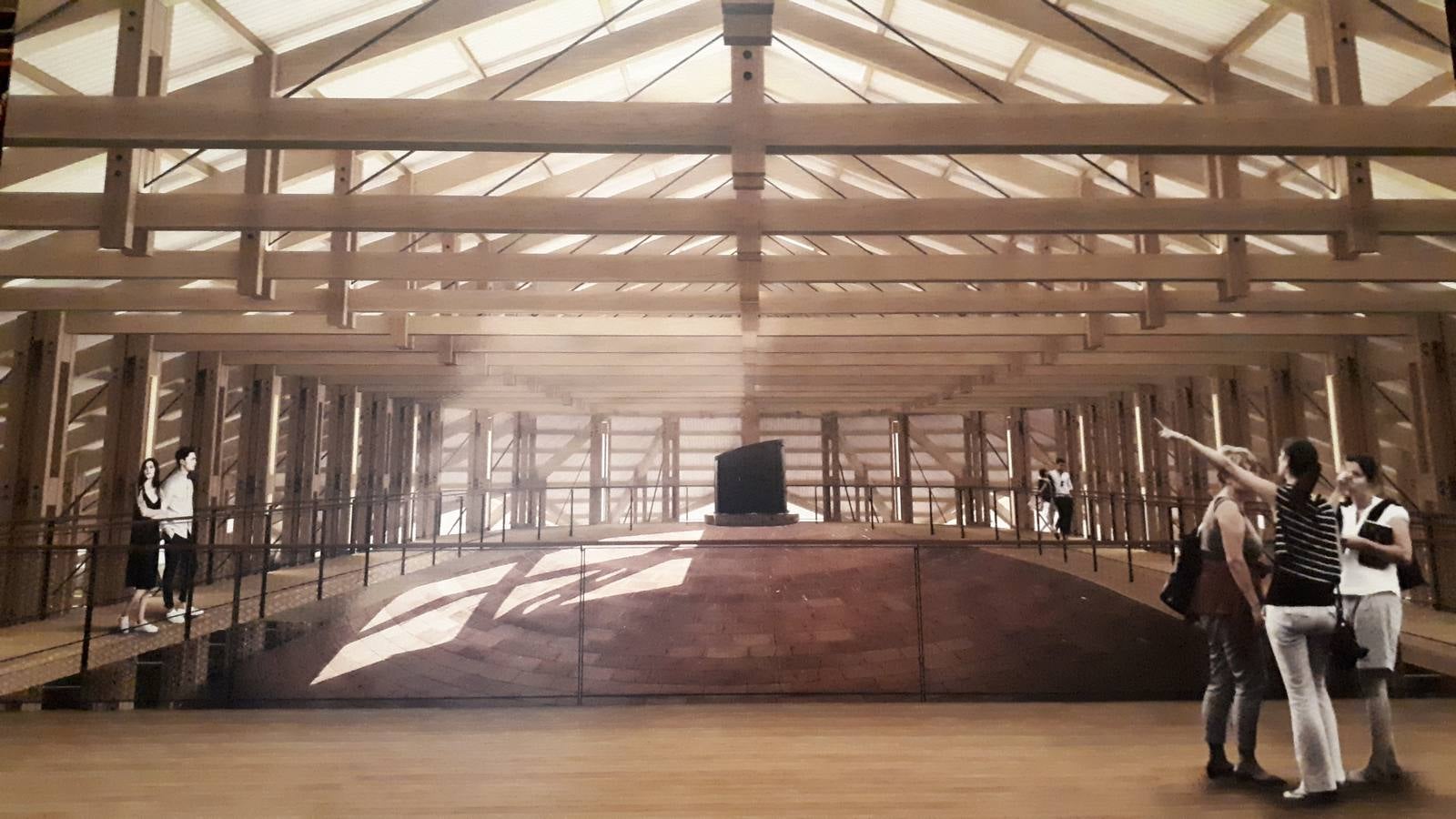 El Obispado ha dado a conocer este viernes el proyecto de cubierta a dos aguas elaborado para la Catedral por el arquitecto Juan Manuel Sánchez La Chica y su socio Adolfo de la Torre Prieto. La actuación sigue el esquema del tejado a dos aguas que dejó dibujado Ventura Rodríguez en el siglo XVIII. Esta cubierta permite mantener la visita turística tanto por su interior como por su exterior y se ha analizado al detalle el sistema de evacuación de aguas