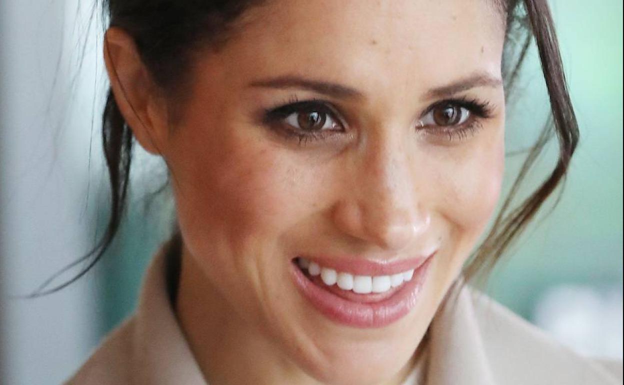 Meghan Markle lanza una línea de ropa solidaria